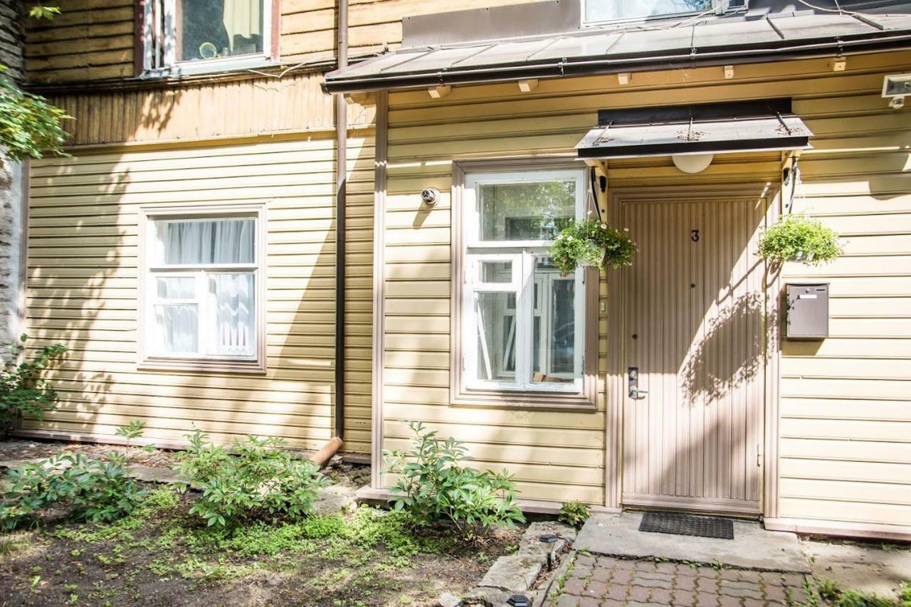 Huoneisto Cozy Free Parking Tallinna